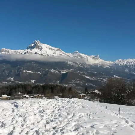 Rez De Chaussee Tres Calme Vue Mont-blanc Combloux